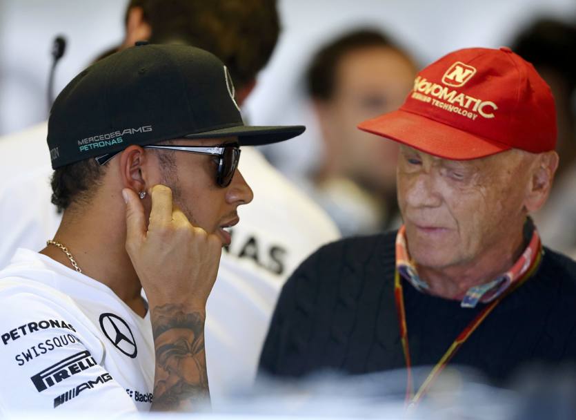 Hamilton a colloquio con Lauda. Reuters